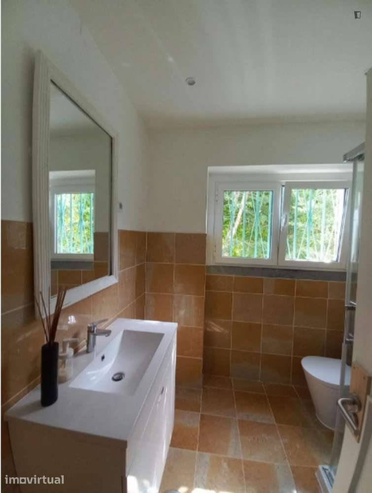 Quarto - localizado em Carcavelos Lisbon - Grande imagem: 3/17
