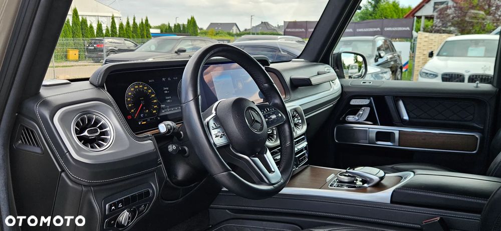 Mercedes-Benz Klasa G 500 Stronger Than Time Edition - 22