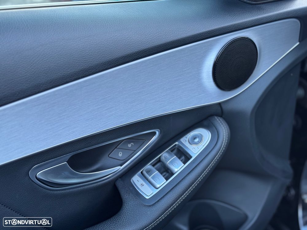 Mercedes-Benz C 180 d AMG Line - 29