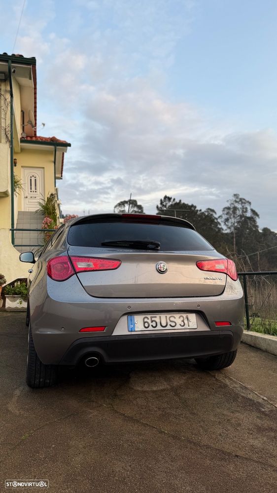 Alfa Romeo Giulietta 1.6 JTDM Super - 6