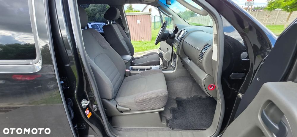 Nissan Pathfinder 2.5 dCi Premium - 29