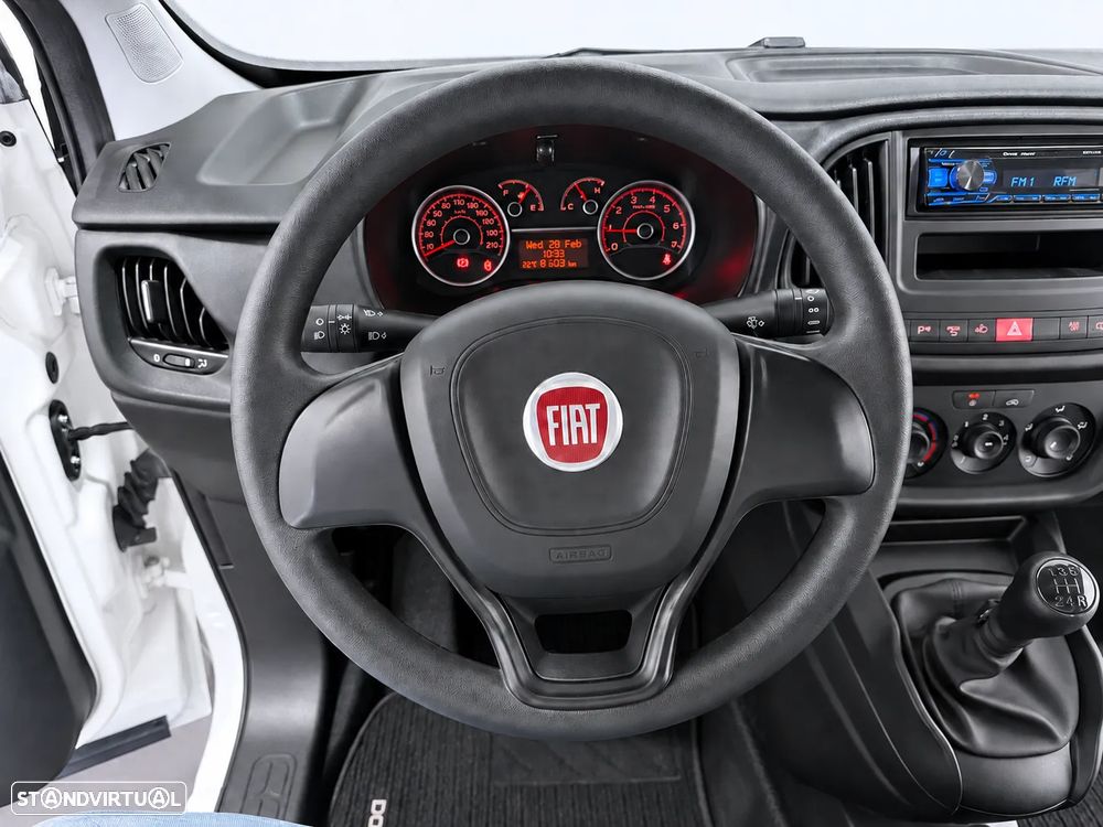 Fiat DOBLO CARGO 1.3 M-JET 95 CV - 3 LUGARES - IVA DEDUTIVÉL - 8603 KM - 28
