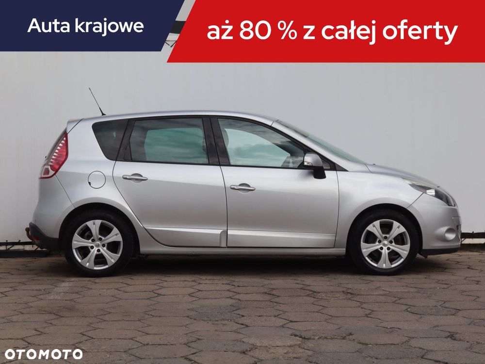 Renault Scenic - 8