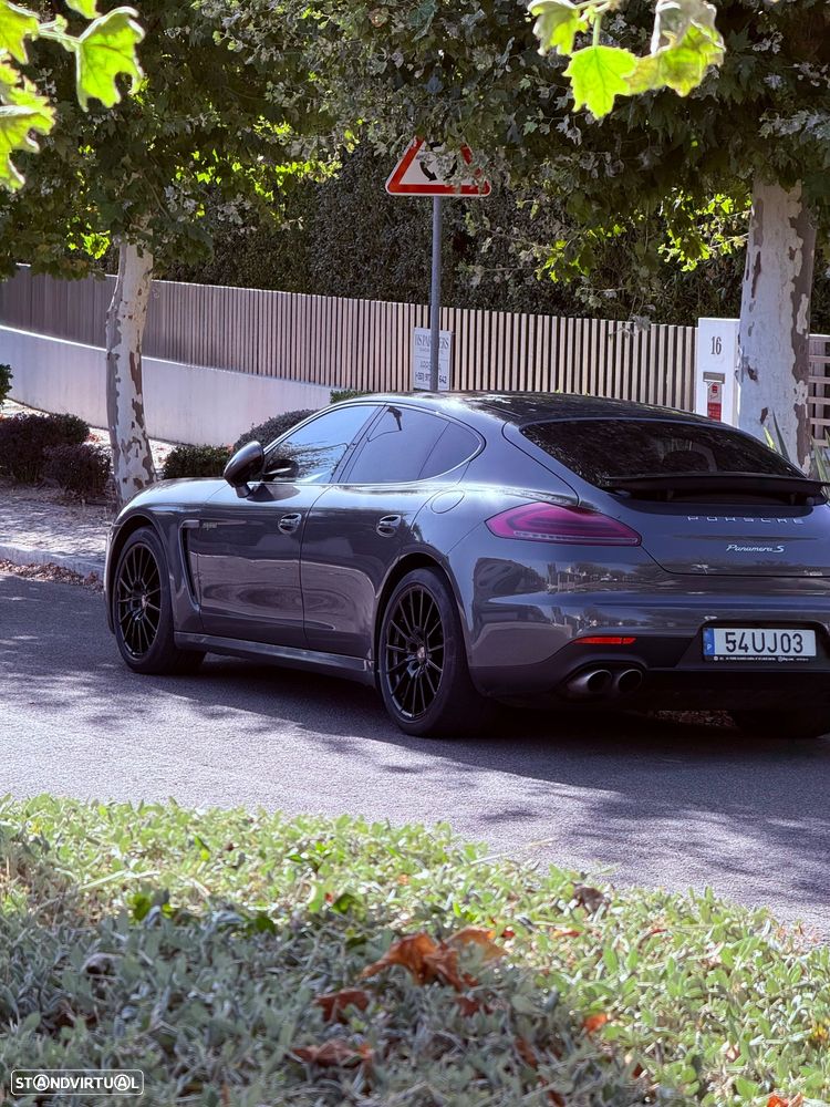 Porsche Panamera S Hybrid - 11