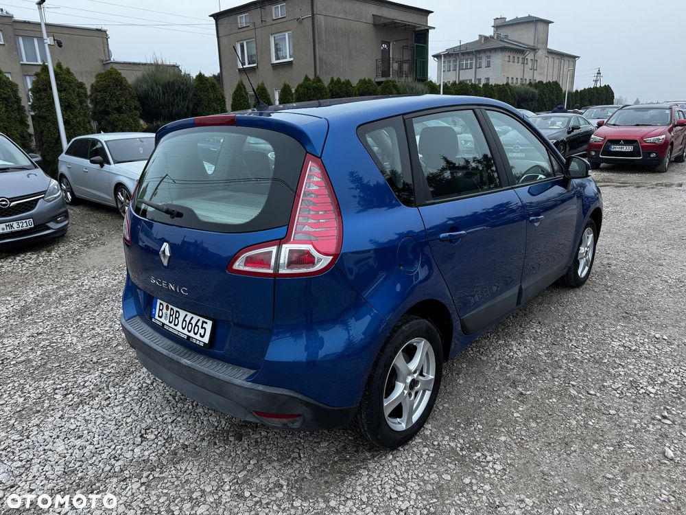 Renault Scenic 1.6 16V Expression - 19