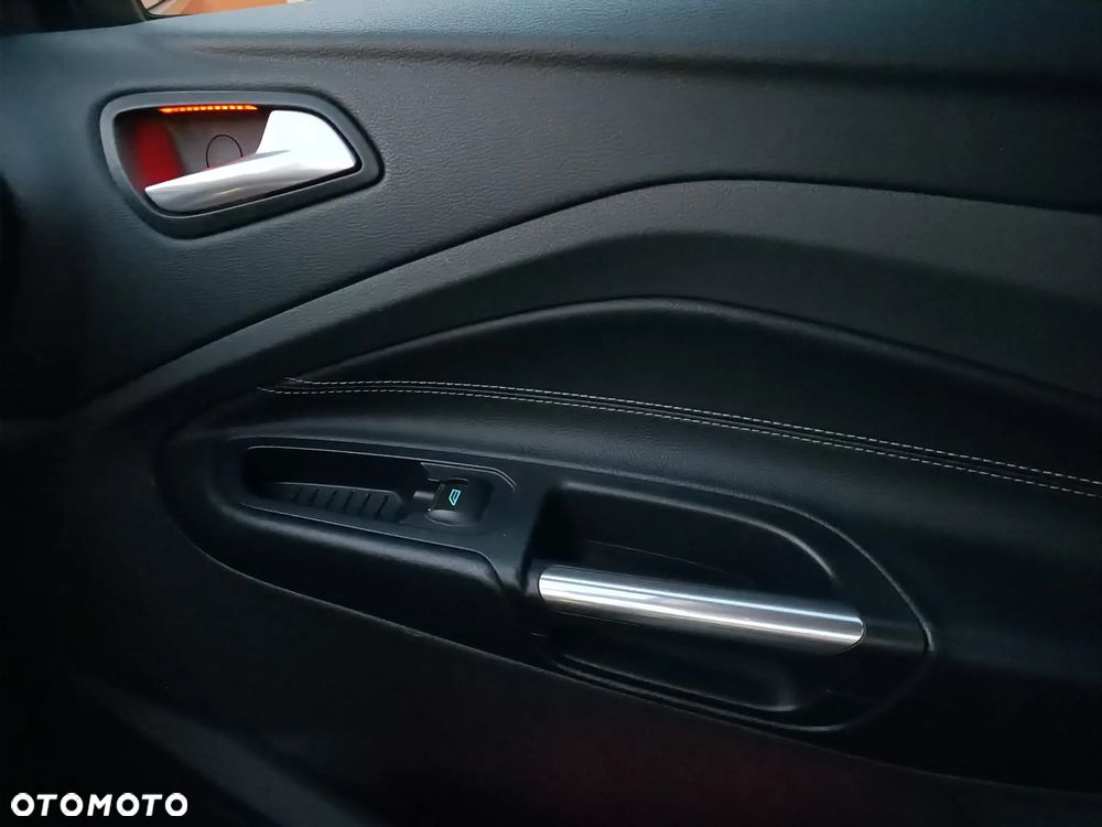 Ford C-MAX 2.0 TDCi Titanium - 17