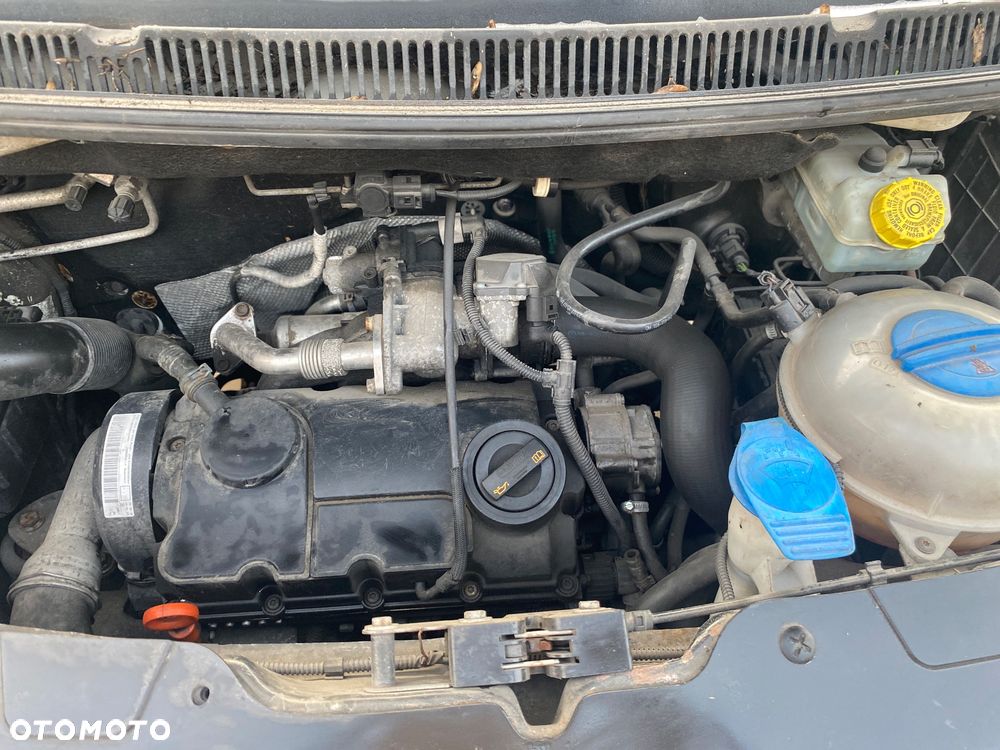 Volkswagen Transporter - 21