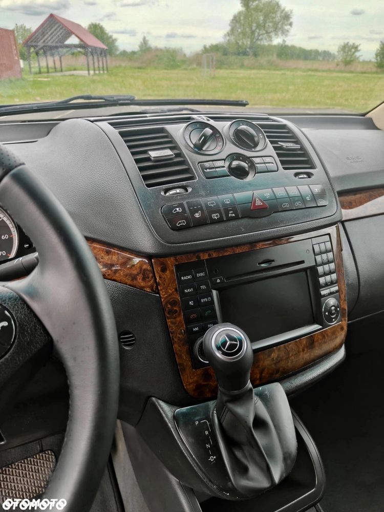 Mercedes-Benz Viano - 25
