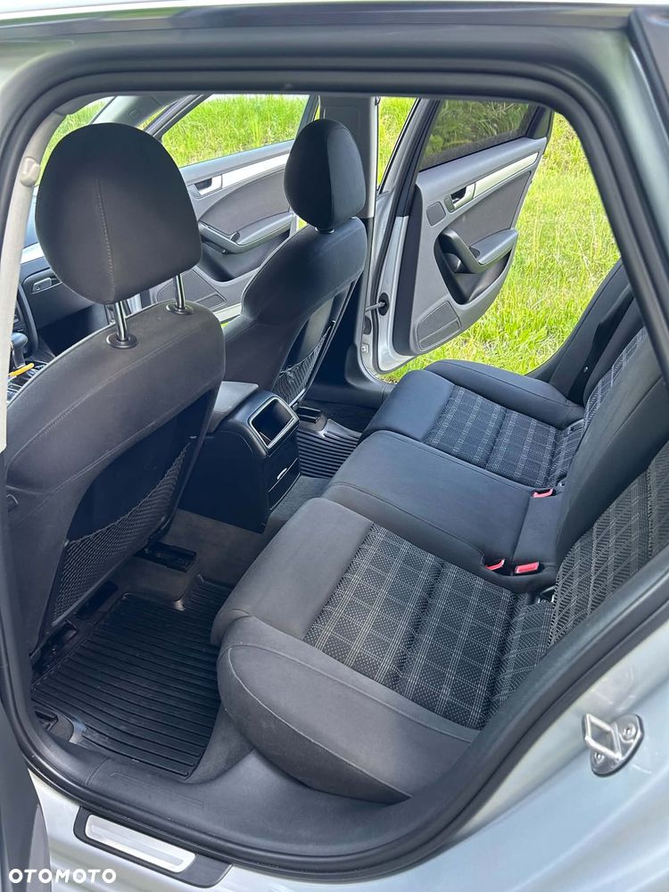 Audi A4 Avant - 9