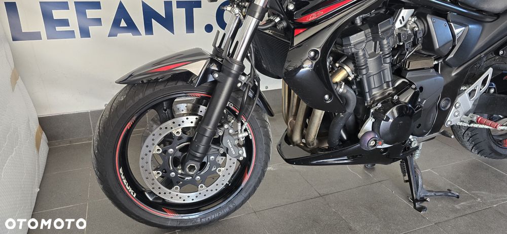 Suzuki Bandit - 4