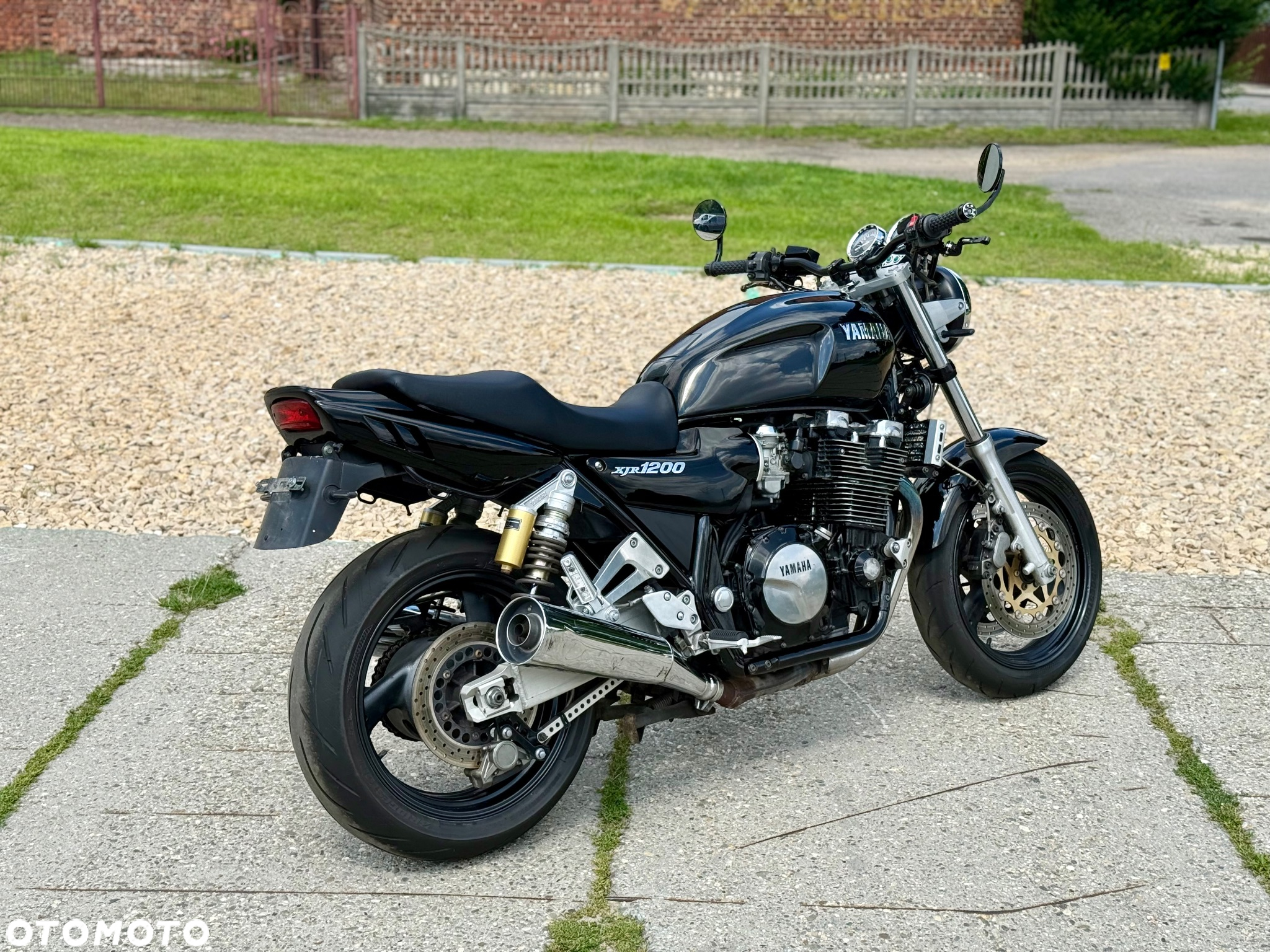 Yamaha XJR - 5