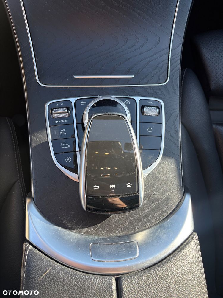 Mercedes-Benz Klasa C 220 d 9G-TRONIC AMG Line - 30