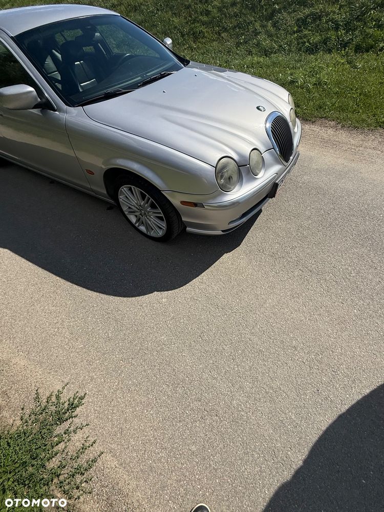 Jaguar S-Type - 11