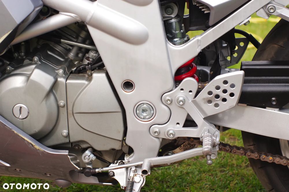 Hyosung GT - 23
