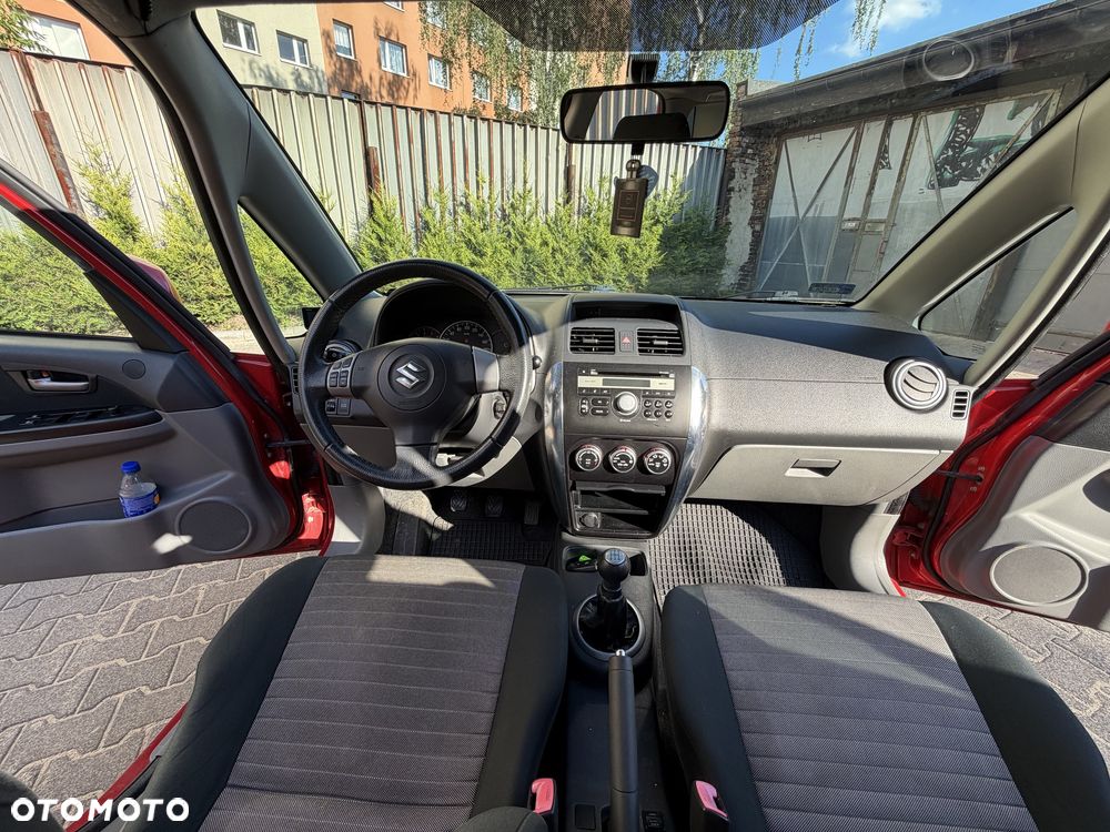 Suzuki SX4 - 8