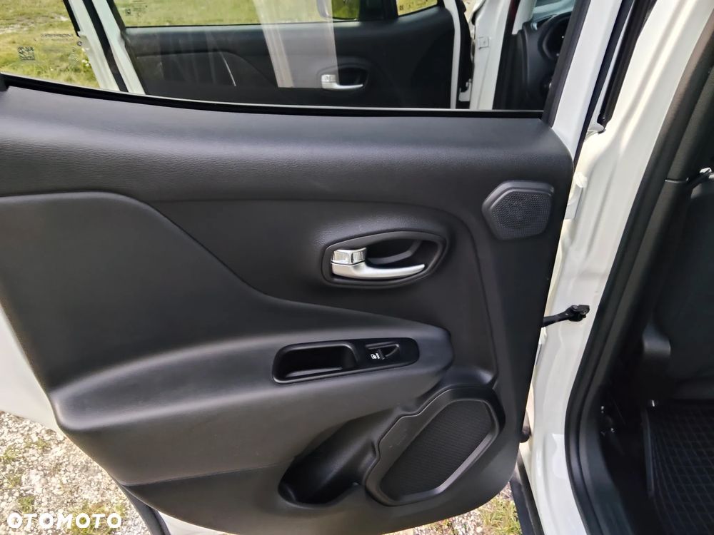 Jeep Renegade 1.3 T-GDI 4xe Automatik S - 15