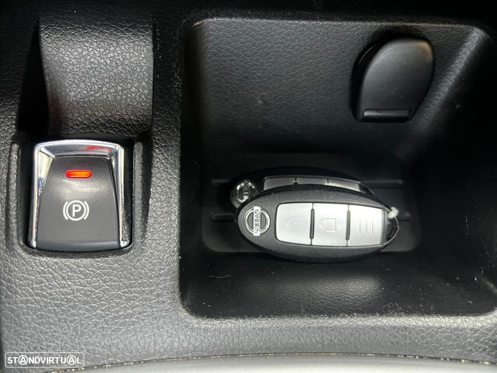 Nissan Qashqai 1.2 DIG-T Tekna Premium Pele S P.Preta - 42