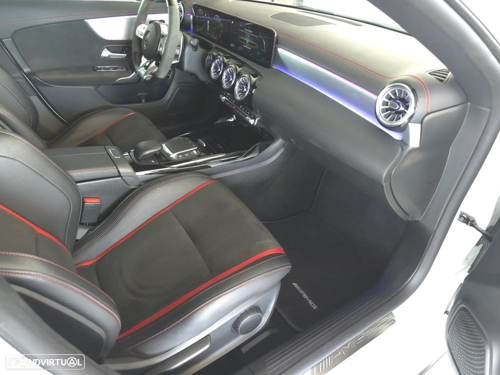Mercedes-Benz CLA 45 AMG S Shooting Brake 4Matic+ - 12