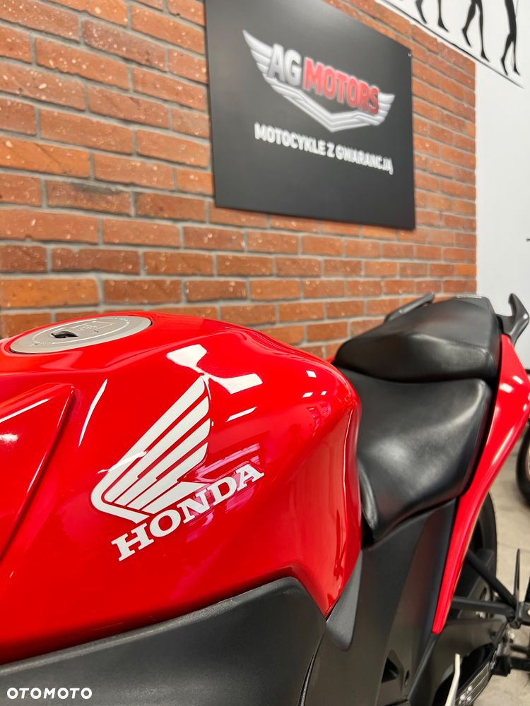 Honda CBR - 22