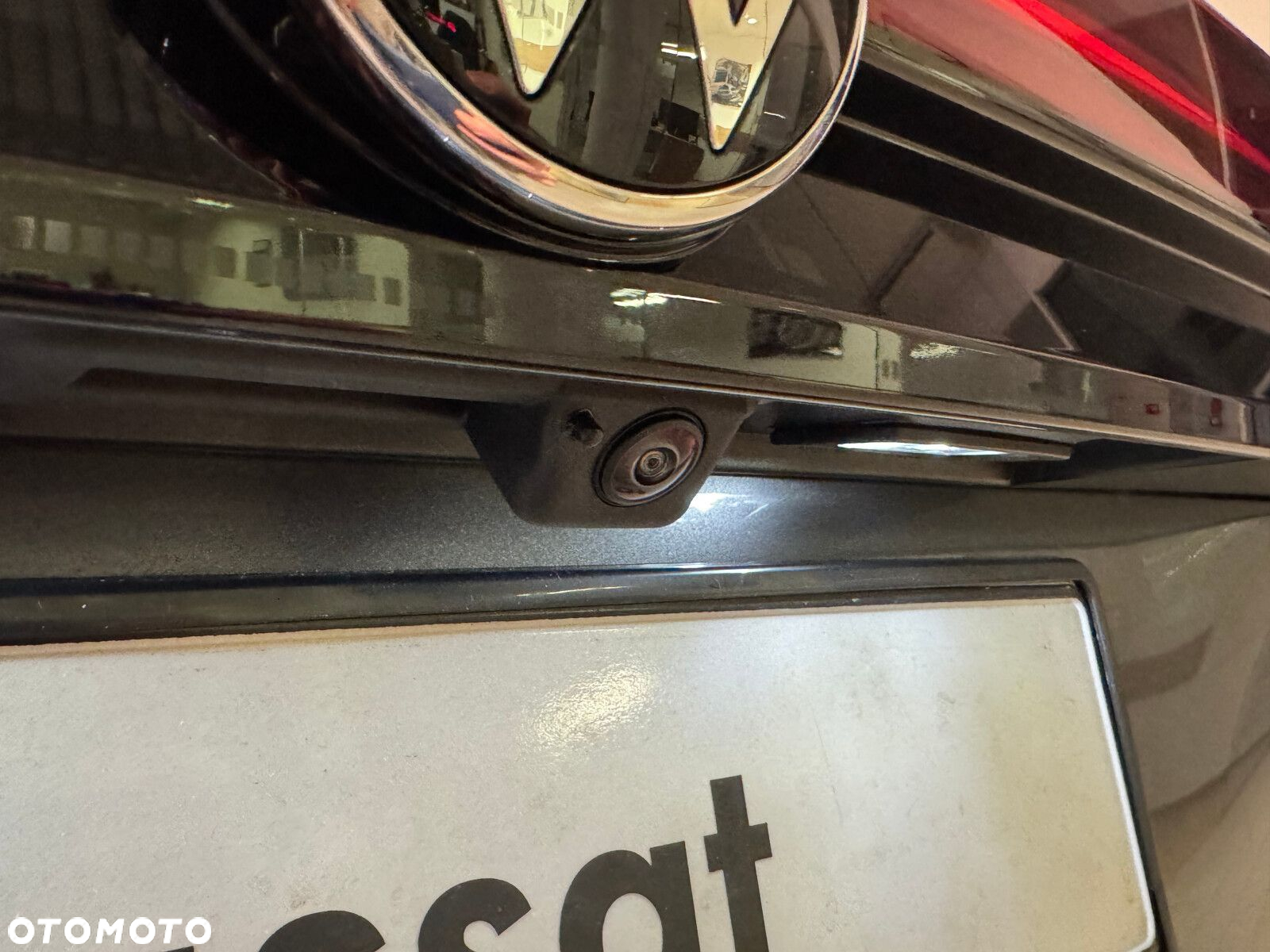 Volkswagen Passat - 18
