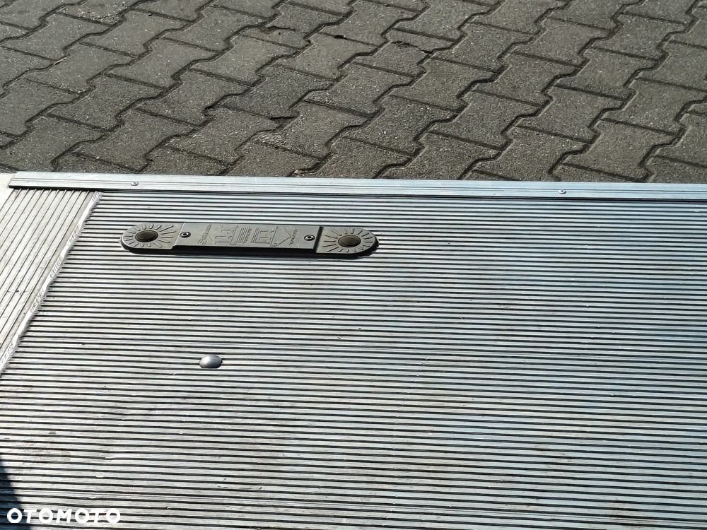 Iveco Daily KONTENER WINDA 35C16 - 18