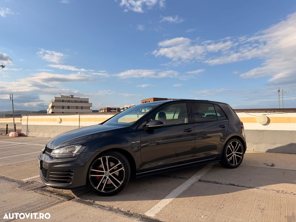 Volkswagen Golf GTD 2.0 TDI SCR DSG - 3