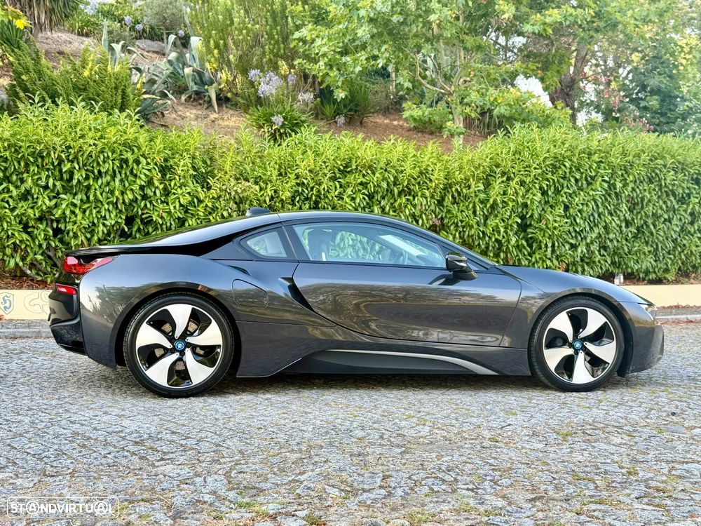 BMW i8 Standard - 21