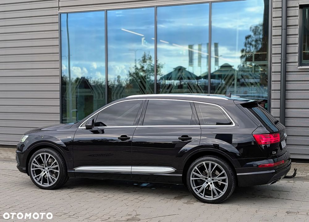 Audi Q7 - 10