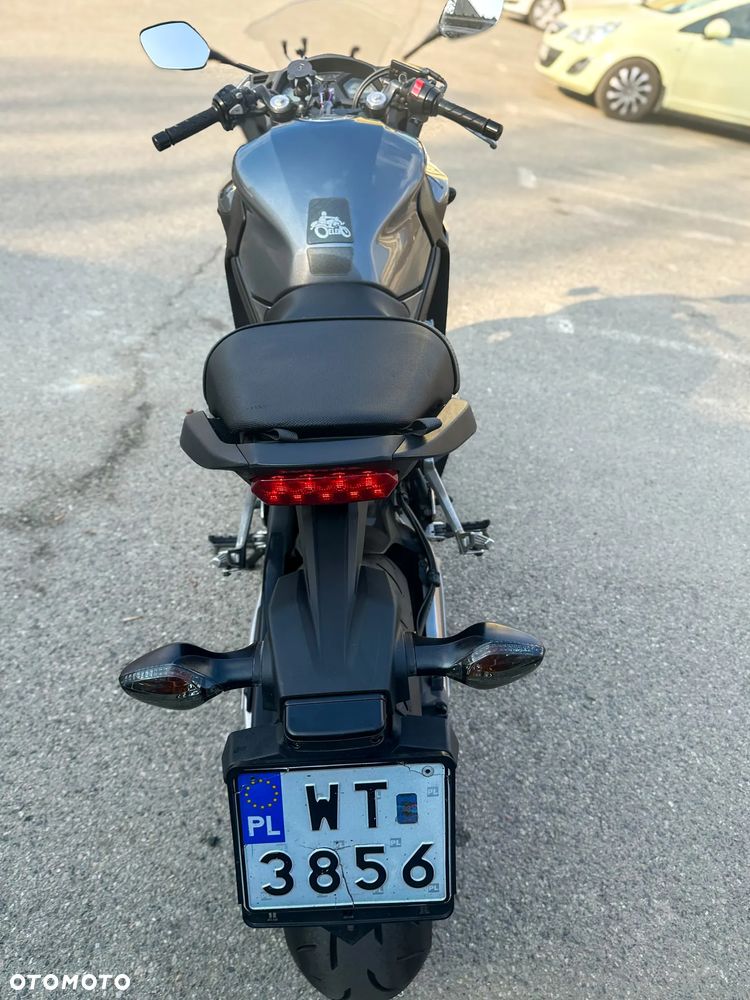 Honda CBR - 9
