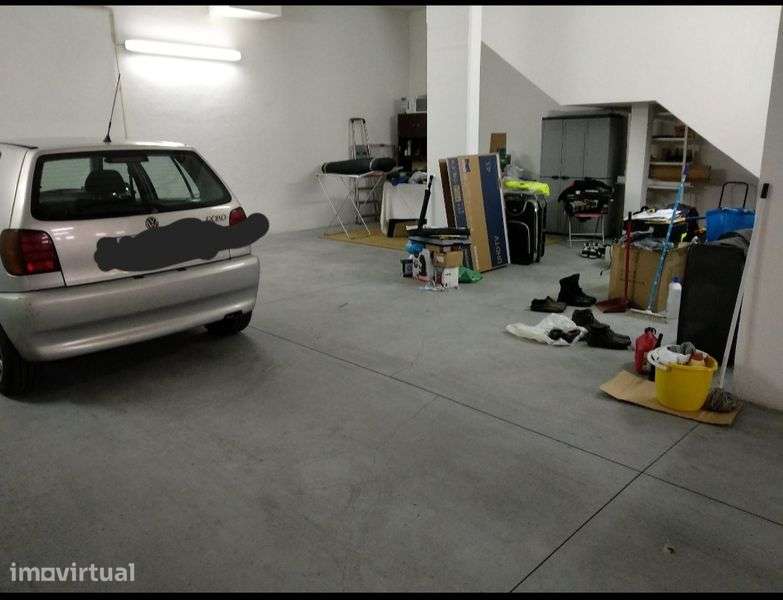 Arrendamento de Garagem 50m2 - Grande imagem: 2/2