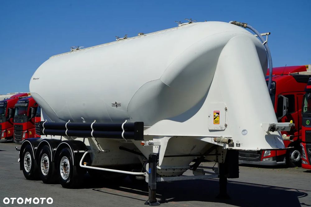 Spitzer CEMENTONACZEPA / 37 000 L / SILOS / 3 KOMORY / OSIE SAF / ALUFELGI - 1