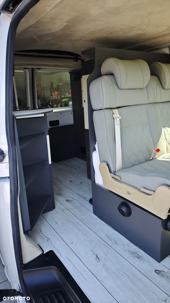 Volkswagen California - 19