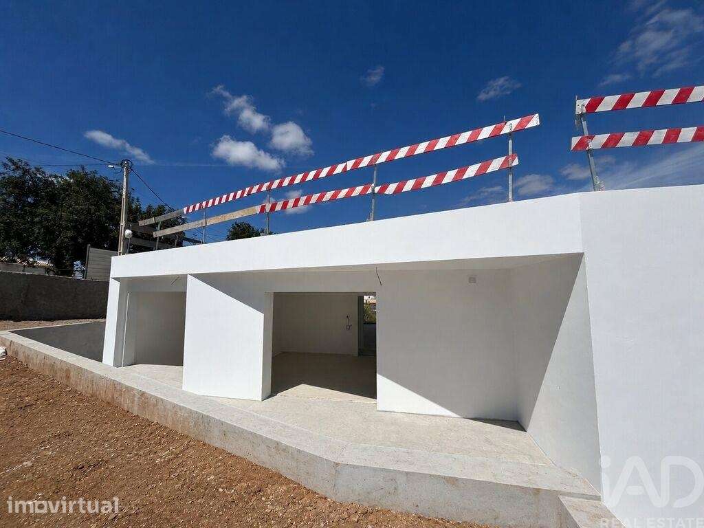 Casa / Villa T4 em Loulé (São Clemente) de 341,00 m2 - Grande imagem: 2/30
