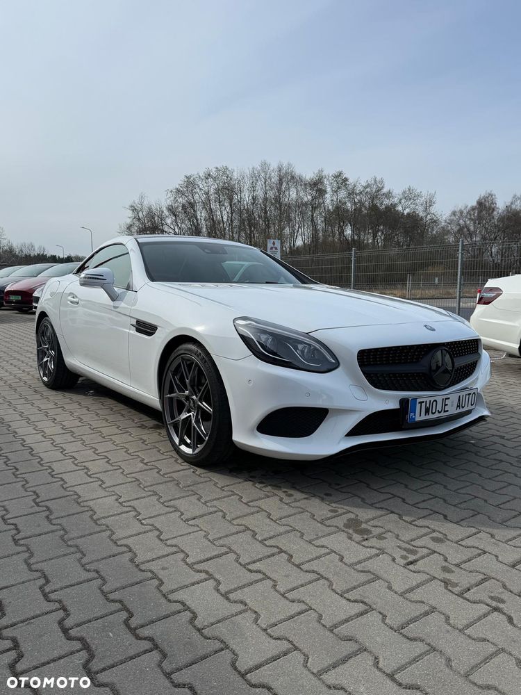 Mercedes-Benz SLC - 3