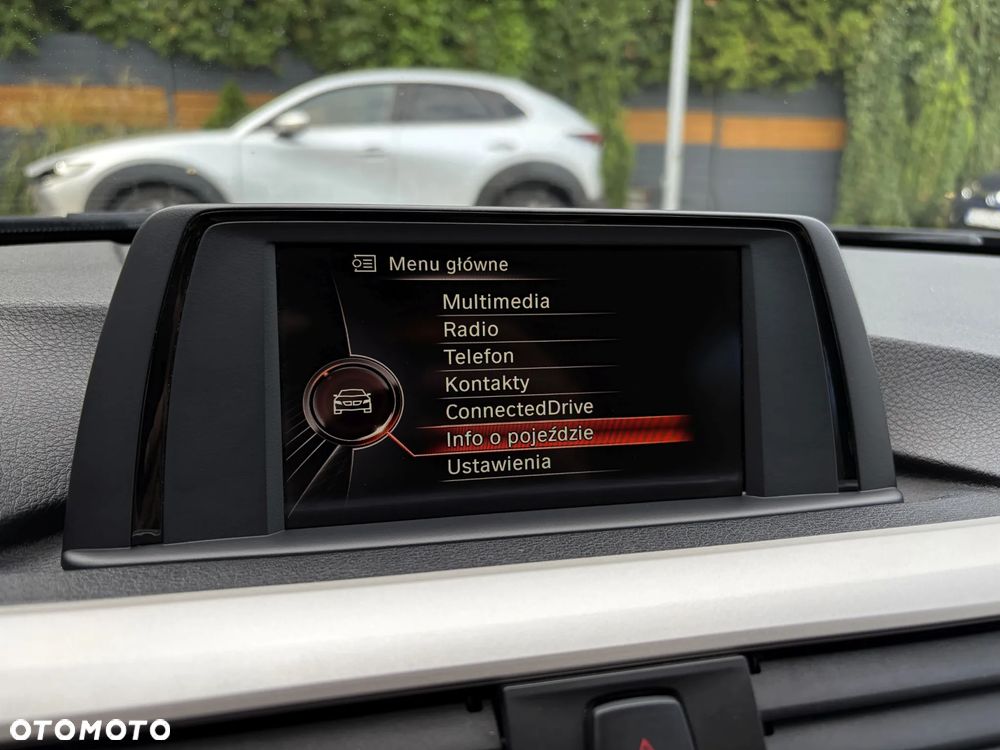 BMW Seria 3 320d Advantage - 26