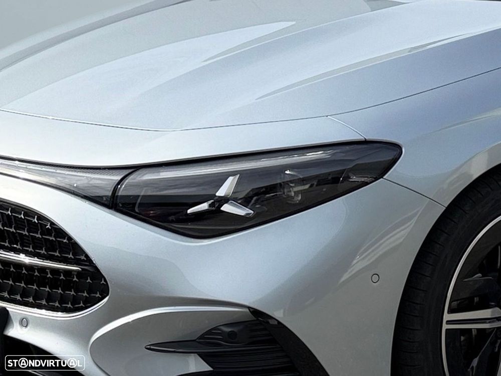 Mercedes-Benz CLA 220 - 10