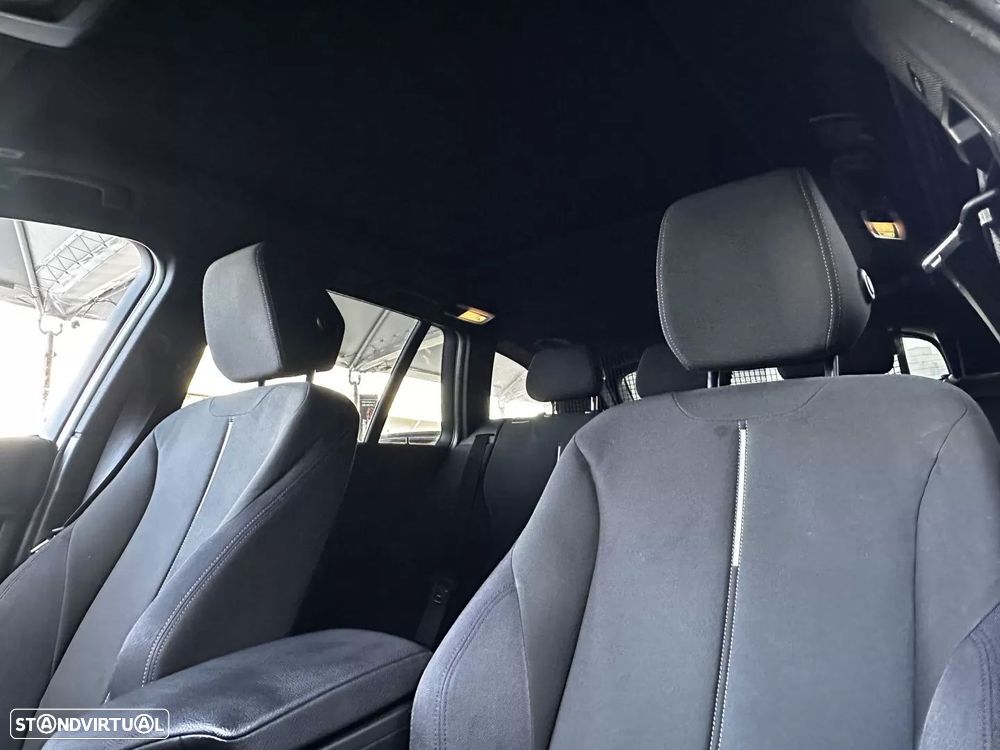 BMW 320 d Touring Pack M - 35