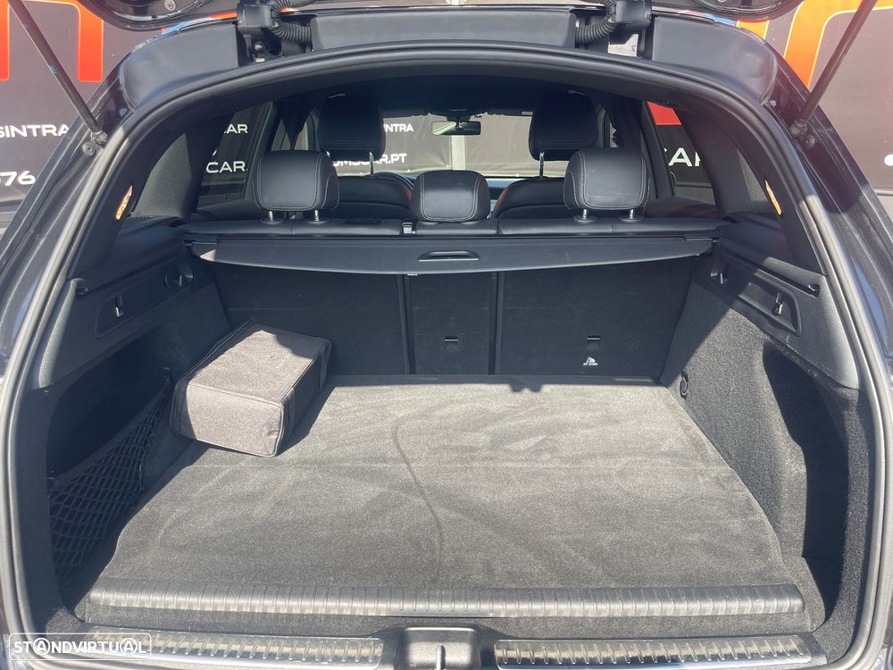 Mercedes-Benz GLC 300 de 4Matic 9G-TRONIC AMG Line - 30
