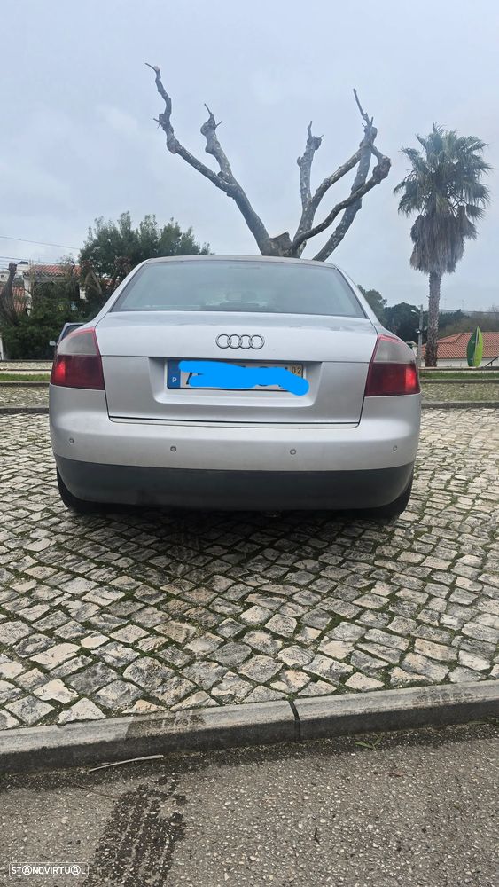 Audi A4 1.9 TDI m6 Exclusive - 3