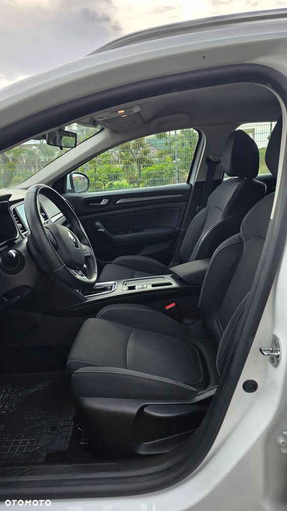 Renault Megane 1.6 E-TECH Plug-In Intens - 13