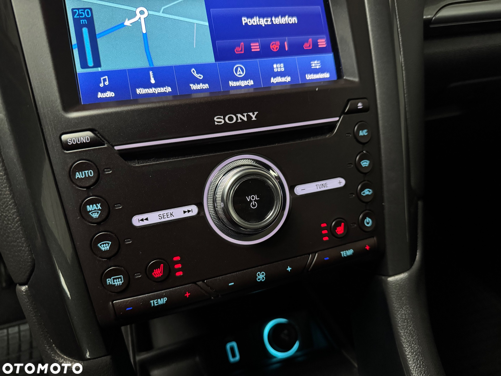 Ford Mondeo 2.0 EcoBlue Titanium - 26