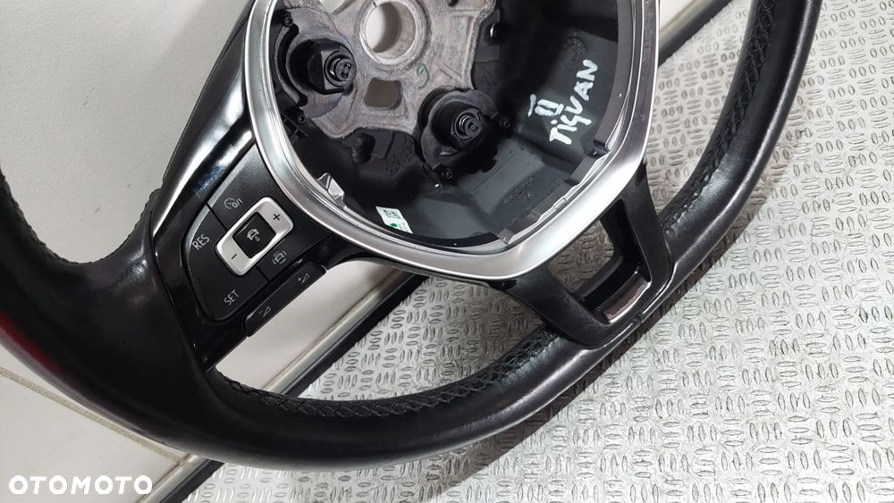 KIEROWNICA MULTIFUNKCYJNA SKÓRA ORYGINAŁ VW TIGUAN R2019 NR 62128150D - 2