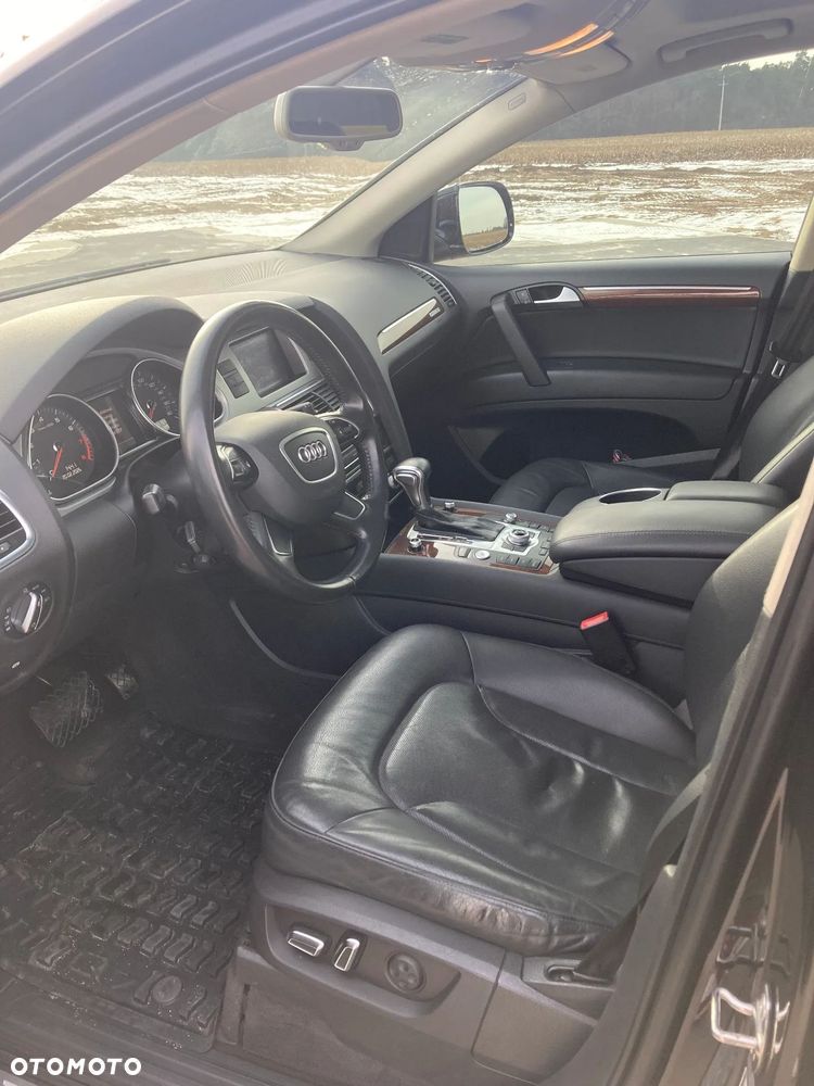 Audi Q7 - 9