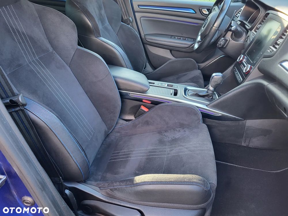 Renault Megane ENERGY TCe 205 EDC GT - 29