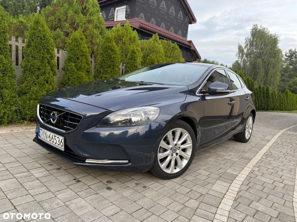 Volvo V40 D2 Momentum - 4