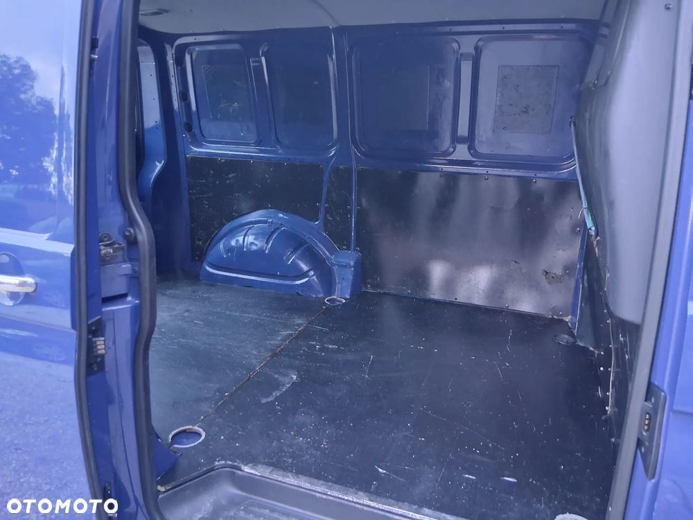 Volkswagen T5 Transporter - 26