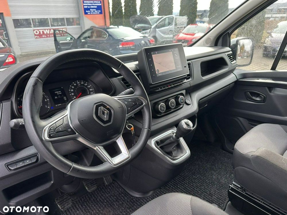 Renault Trafic - 13