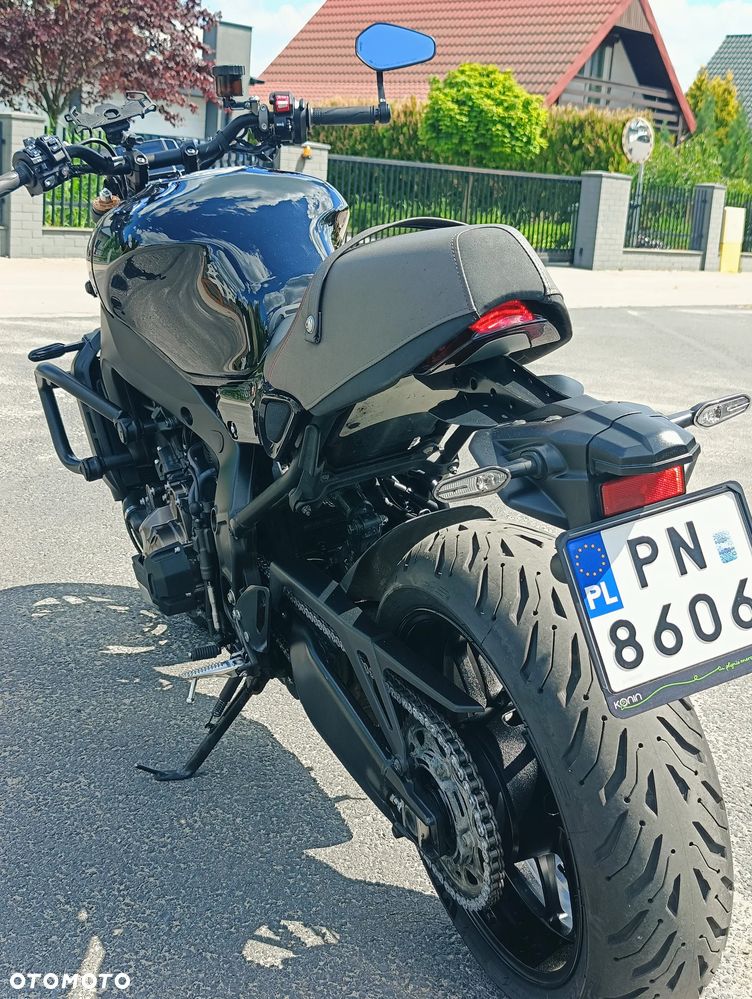 Yamaha XSR - 7