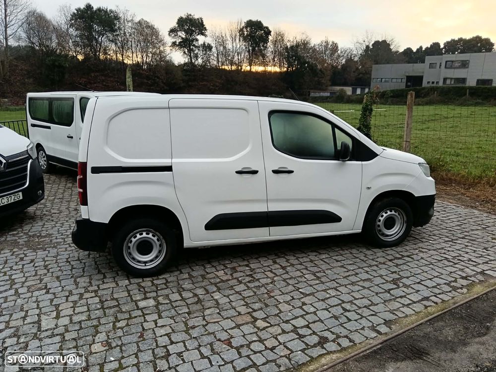 Toyota Proace City 1.5 D  3 LUGARES - 3