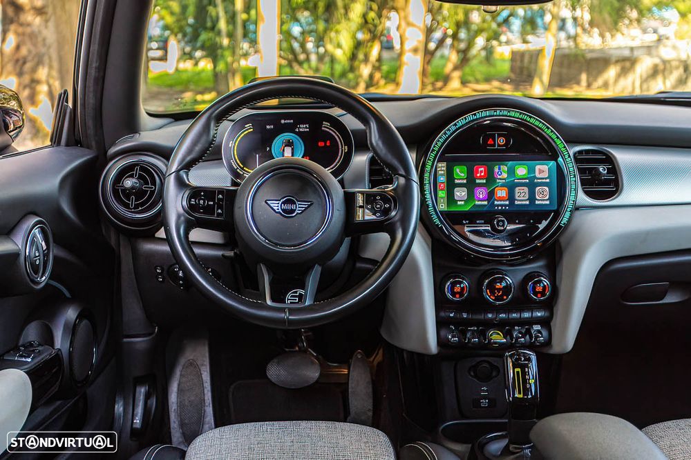 MINI 3 Portas Cooper SE Premium Yours - 4